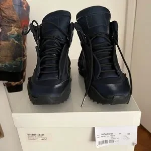 1000 obo never worn only tried on to small for me Maison Martin Margiela | Shoes | 00 Obo Never Worn Only  main image 2